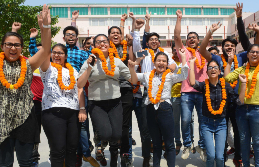 500 में से 500… गुरुग्राम के तनय ने किया कमाल, CBSE 10वीं बोर्ड में हासिल किए पूर्णांक